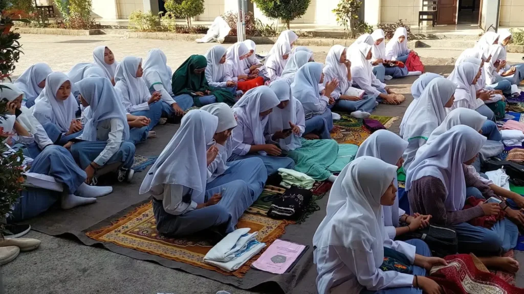 Pesantren Harus Selektif Menerima Guru demi Keamanan Santri