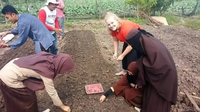 SMK Islam Sirajul Huda berkomitmen membentuk Generasi Muda Santri Pertanian